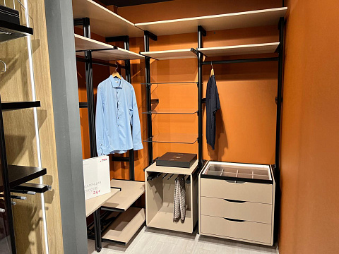 Москва, Киевское шоссе, 22-й километр, 4, стр. 1, корп. А, район Солнцево, Западный административный округ, подъезд 2, вход 2, этаж 3