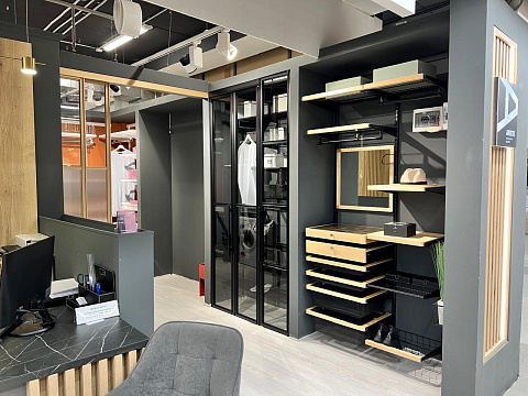 Москва, Киевское шоссе, 22-й километр, 4, стр. 1, корп. А, район Солнцево, Западный административный округ, подъезд 2, вход 2, этаж 3