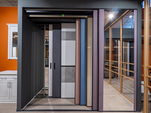 Санкт-Петербург ул. Фучика, 9, ТЦ «Кубатура», 1 этаж, секция 1А.212